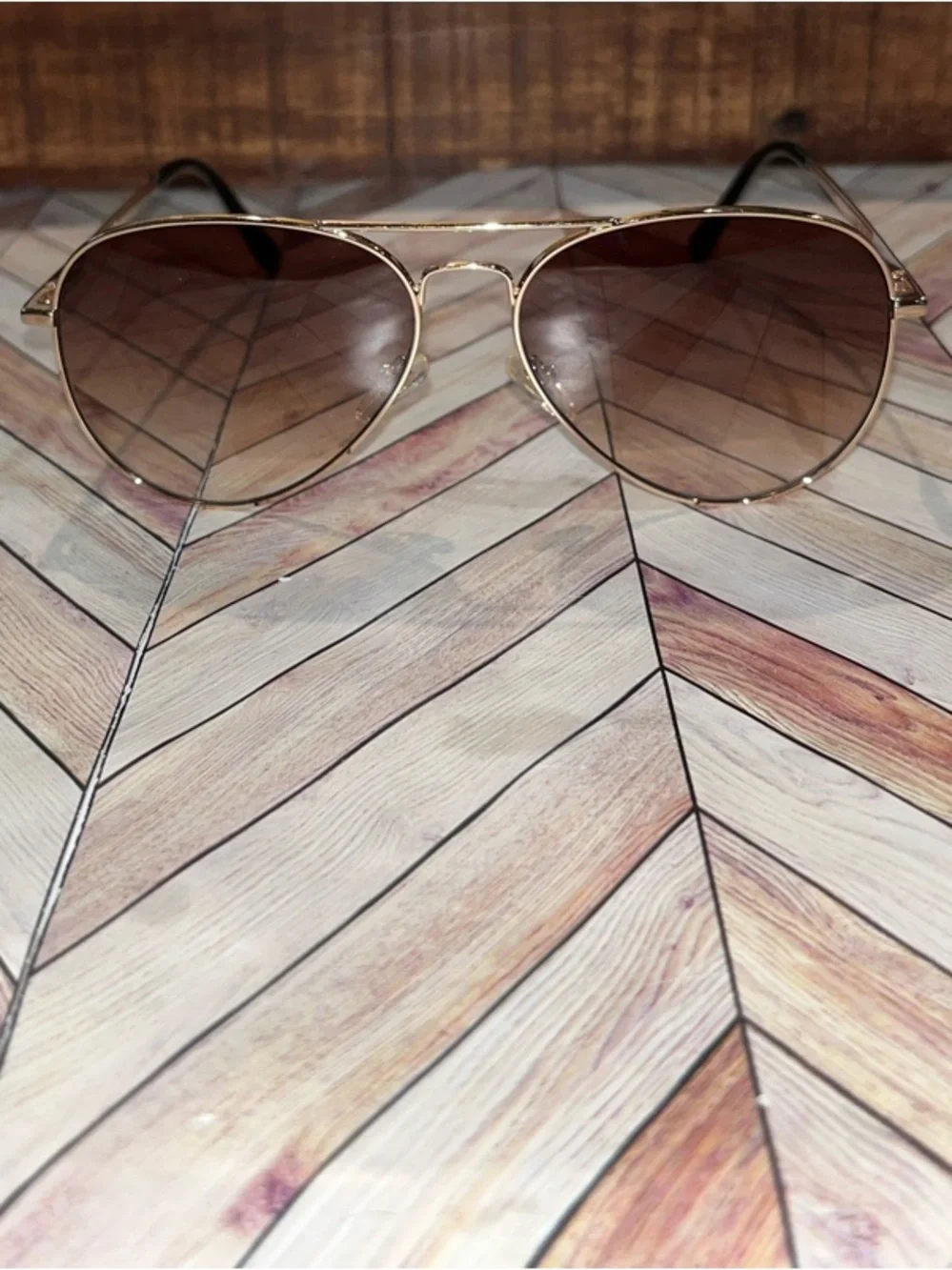Veda Tinda vision Aviator Sunglasses with gold frame Brown Gradient Lenses